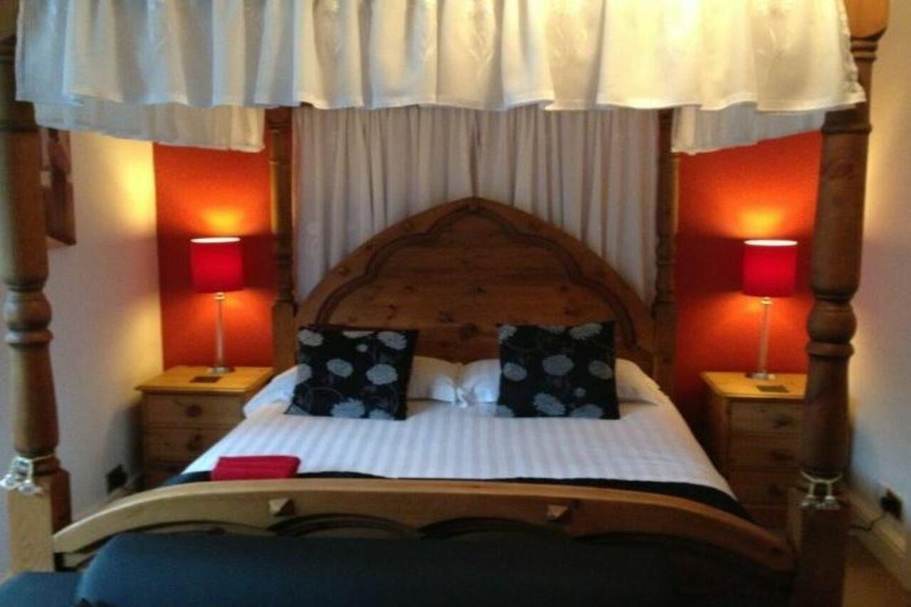 Number 80 Hotel โบว์เนส ออน วินเดอเมียร์ ภายนอก รูปภาพ